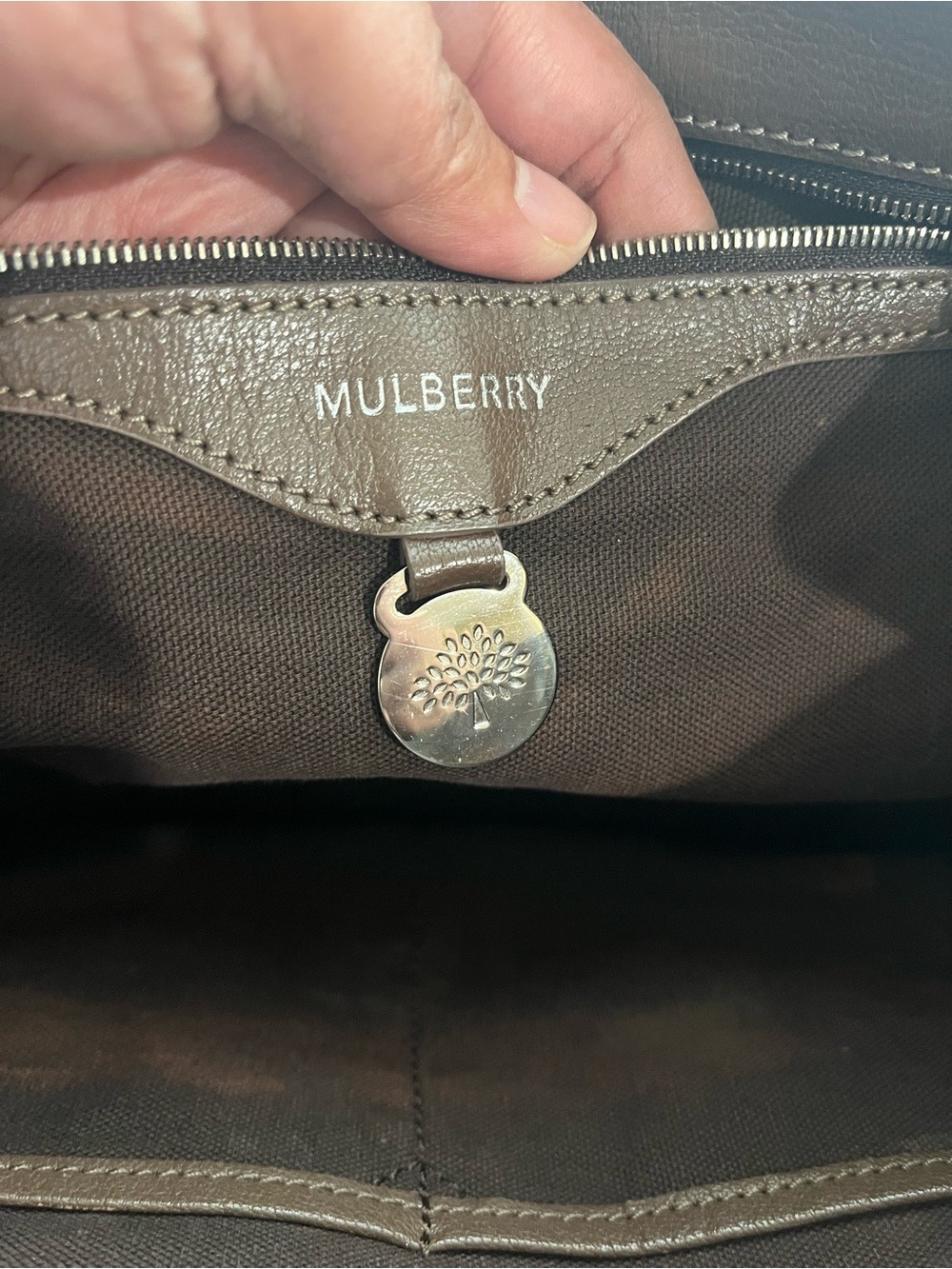 MULBERRY TAUPE ZIPPERED BAYSWATER - Picture 14 of 15